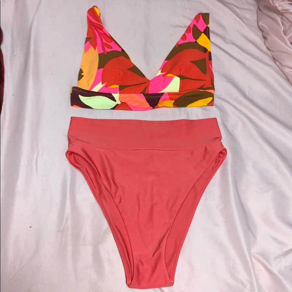 AMERICAN EAGLE never worn two piece!